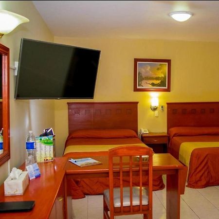 Hotel Nv Zapopan Dış mekan fotoğraf
