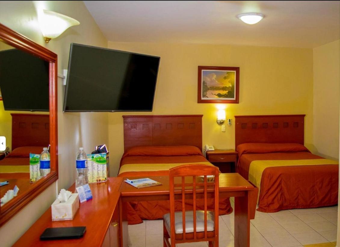 Hotel Nv Zapopan Dış mekan fotoğraf
